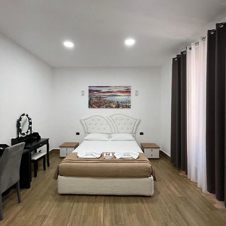 Apartamento Beb Sott O Pont Napoli Exterior foto